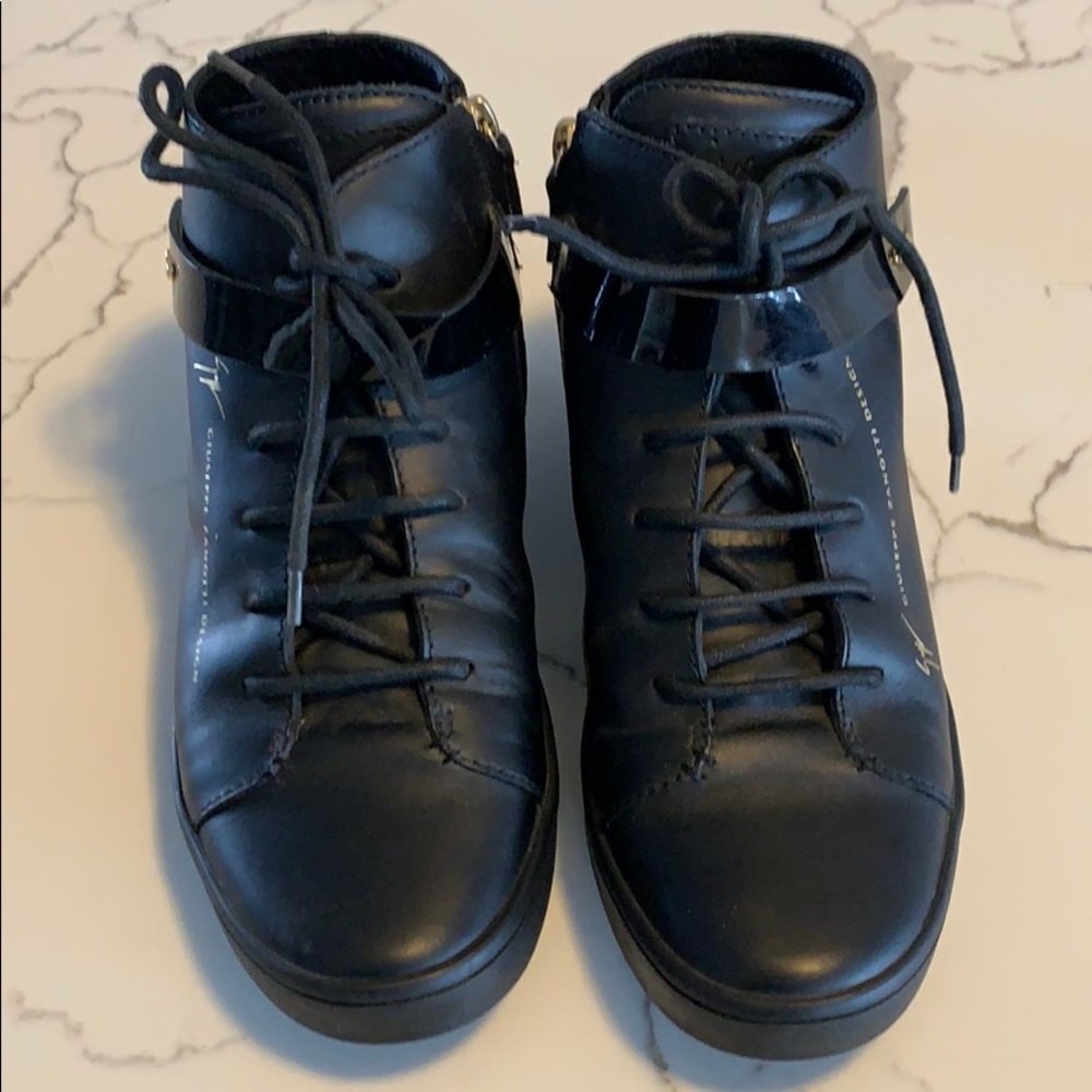 Giuseppe zanotti black runners